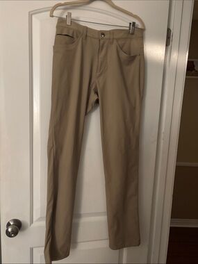 LULULEMON: Men's Slim Fit Khaki Pants